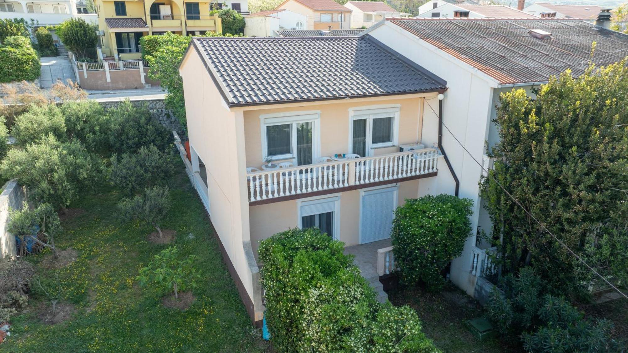 Apartment Wish - Two Bedrooms With 2 Ac Renewed Pag Town Bagian luar foto